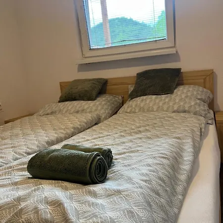 Pri Jazere Apartment Kralovany