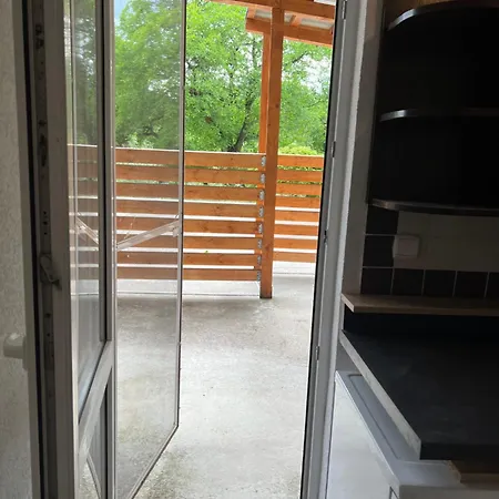 Pri Jazere Apartment Kralovany