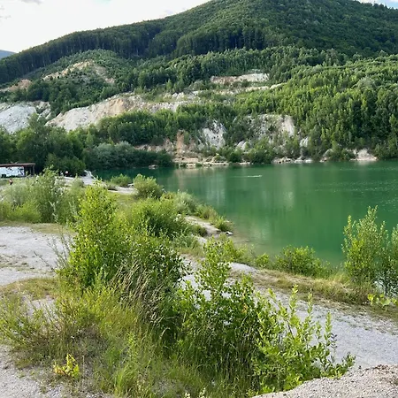 Pri Jazere Apartment Kralovany